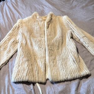 Elegant Cream Mink Fur Coat